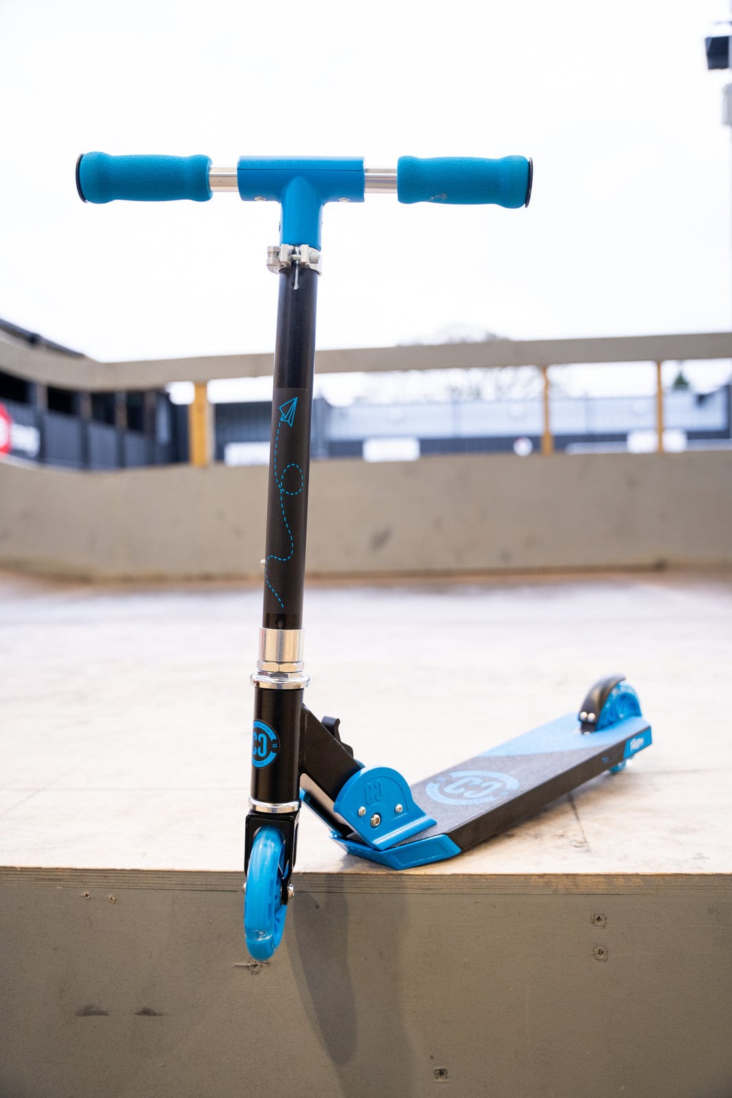 CORE Kids Foldy Scooter Blue with LED Wheels