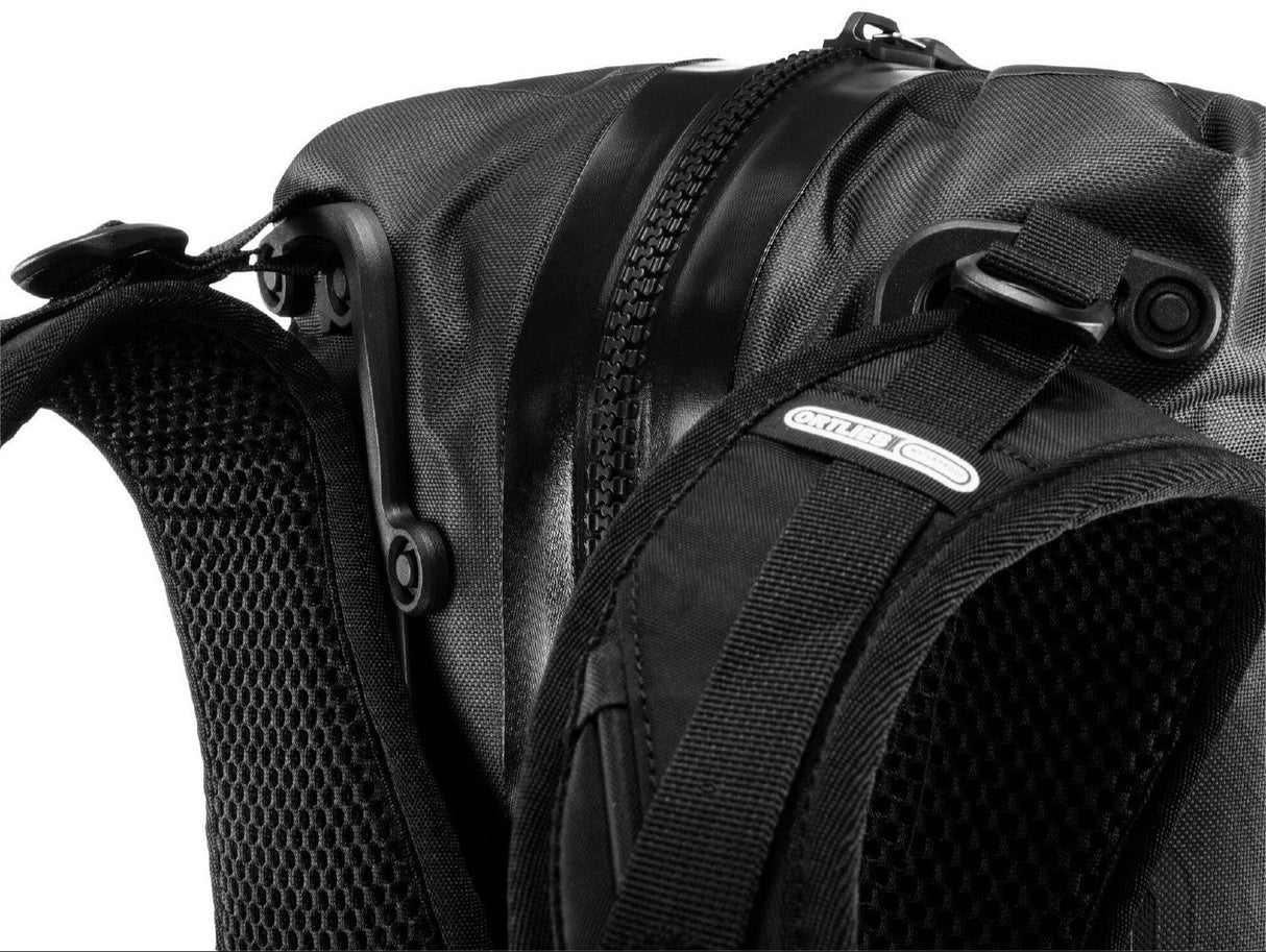 ORTLIEB ATRACK CR BACKPACK BLACK