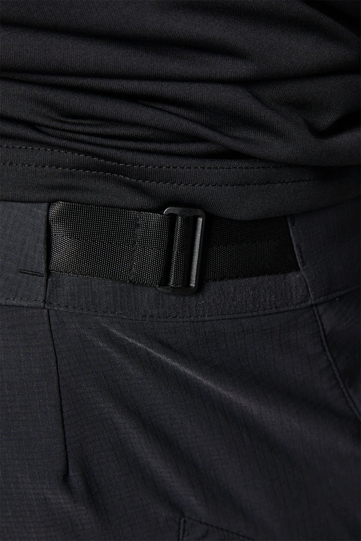 Fox RANGER UTILITY SHORT - Black DETAILS