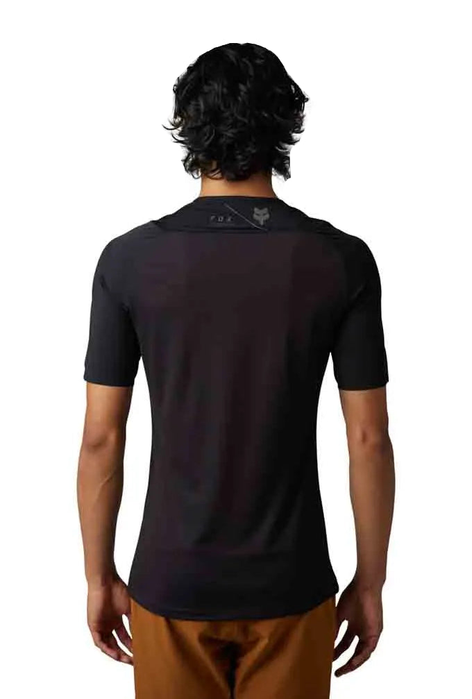Fox Racing Flexair Ascent Short Sleeve Jersey BACK FACING MODEL