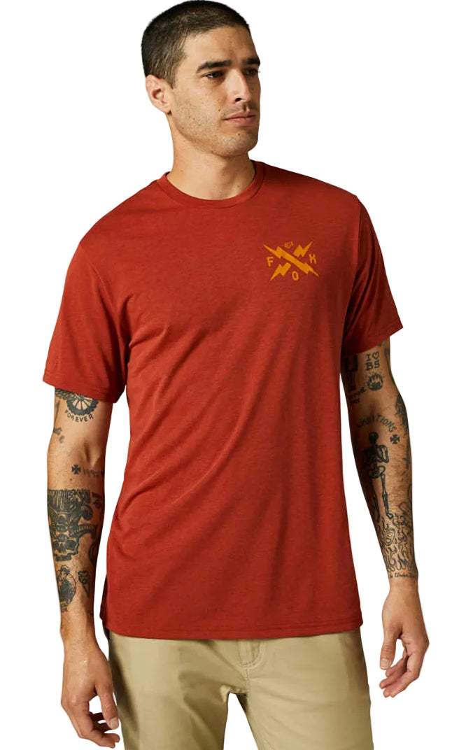 Fox CALIBRATED Short Sleeve TECH TEE Red Clay Front Facing Model 