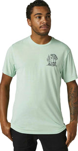 Fox ROAD TRIPPIN Short Sleeve TECH TEE Jade FRONT FACING MODEL