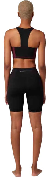 Fox WOMENS MOTIVE SHORT - Black BACK FACING MODEL