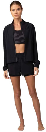 Fox WOMENS CONTENDER 2IN1 SHORT - Black FRONT FACING MODEL