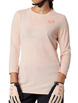 Fox W RANGER DR 3/4 JERSEY - Light Pink Front Facing with Model