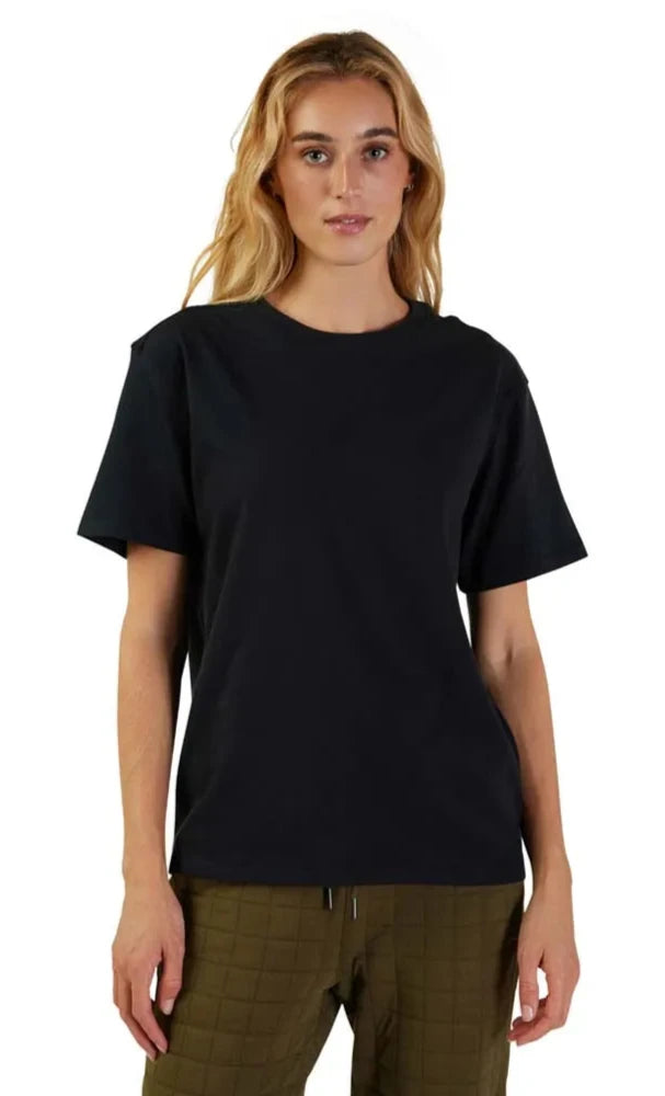 Fox WOMENS LEVEL UP SS TEE - Black FRONT