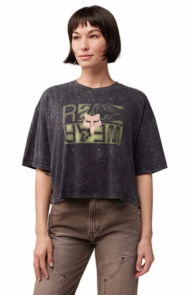 Fox Women's Throttle Oversized Crop Top Black FRONT FACING MODEL