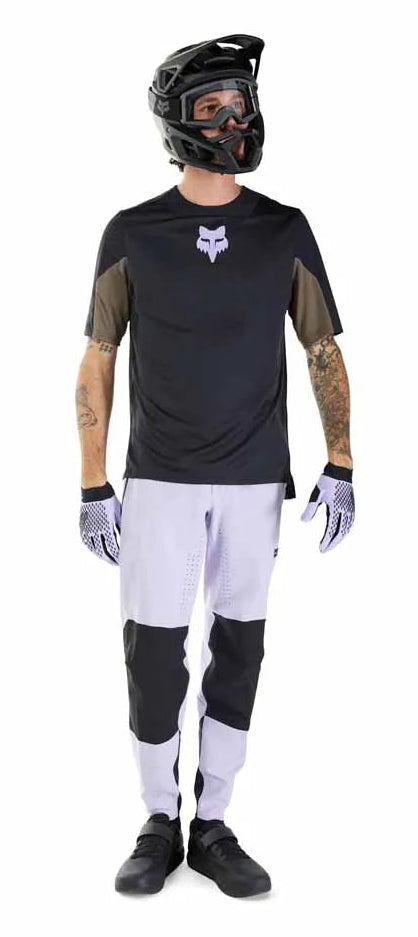 Fox Defend Short Sleeve Jersey Park Black FRONT FACING MODEL