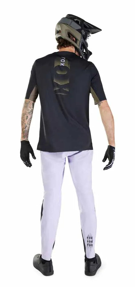 Fox Defend Short Sleeve Jersey Park Black BACK FACING MODEL