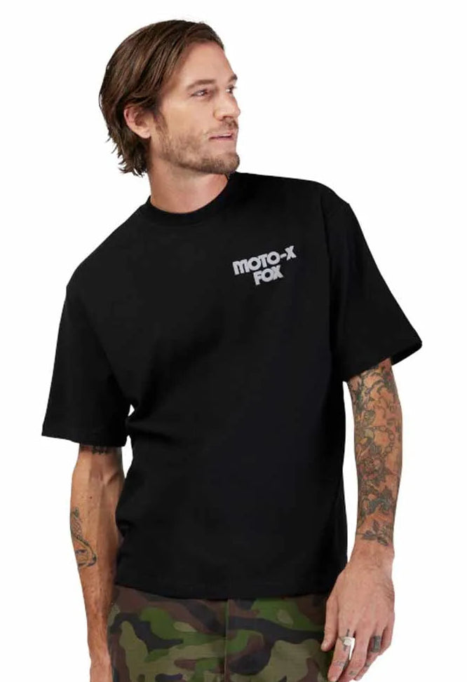 Fox Moto-X Oversized SS Tee Black FRONT FACING MODEL 