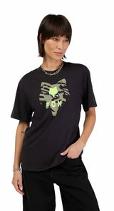 Fox W Elevated SS Tee Black FRONT FACING MODEL 