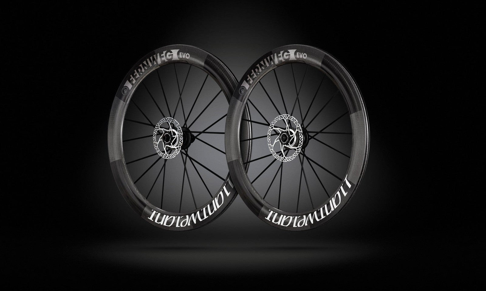Lightweight Fernweg 63 Evo Schwarz Edition Disc Aero Road Wheelset