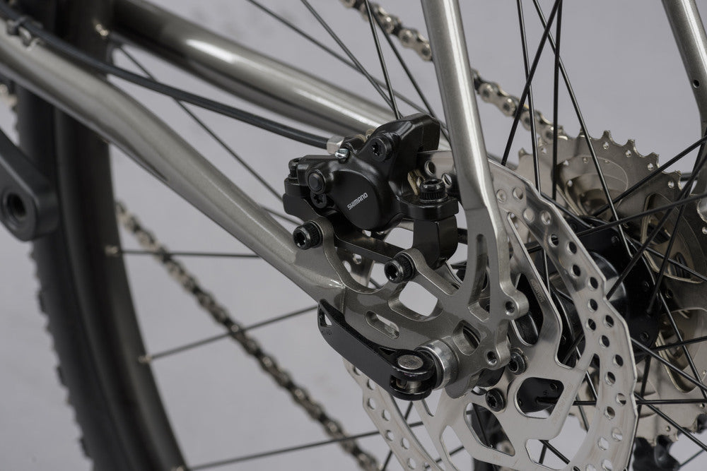 Genesis Croix de Fer 20 Flat Bar 700C Adventure Bike - Silver