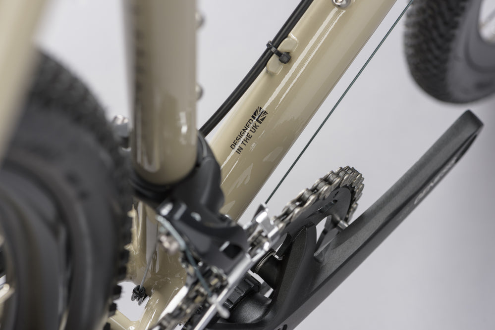 Genesis Croix de Fer 10 700C Adventure Bike - Sand