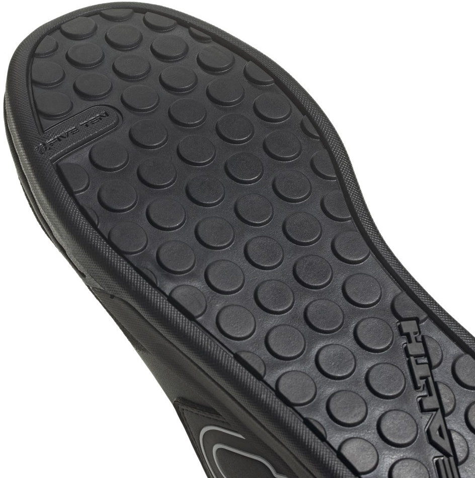 FIVE TEN FREERIDER PRO FLAT MOUNTAIN BIKE SHOES CORE BLK/FTWR WHT