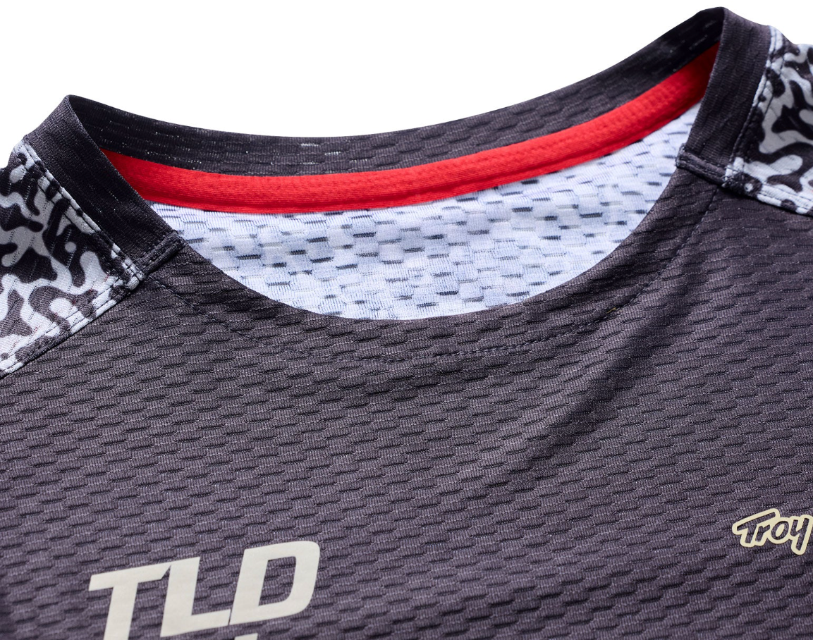 Troy Lee Designs Skyline Pro Air Long Sleeve Jersey Ridgeline Carbon DETAILS
