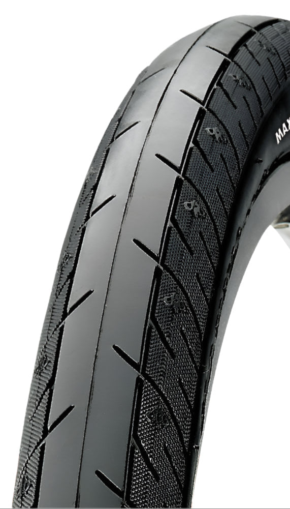 Maxxis DETONATOR 700 X 23C WIRE 60TPI TYRE