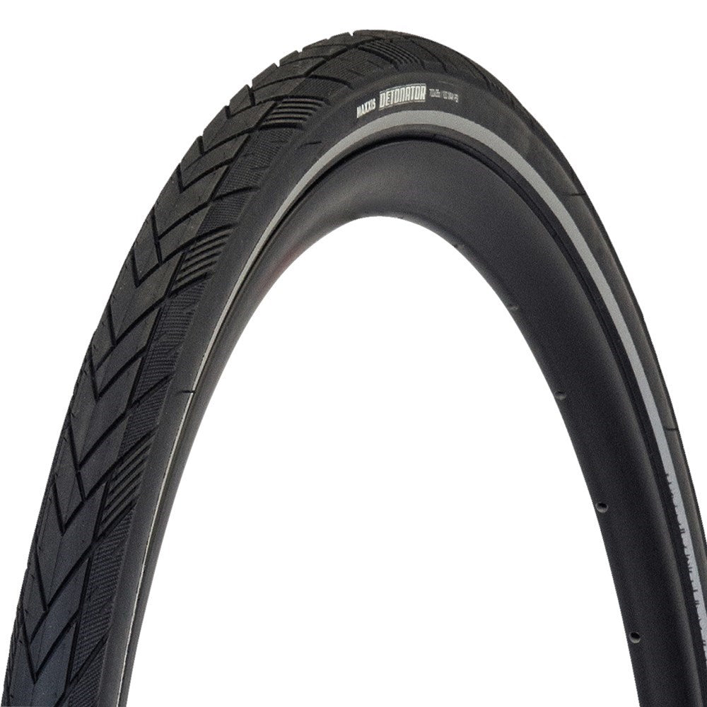 MAXXIS Detonator 700 X 32C Ref G2 Wirebead Tyre 60TPI