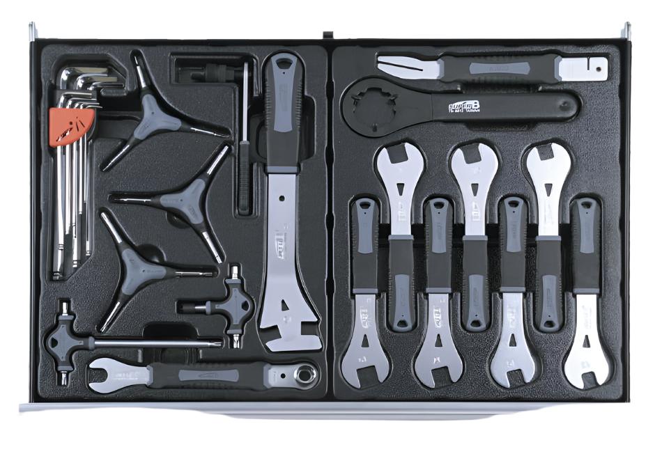 Super B Work Station With Tools And Plastic Work Tray - DRAWER 3