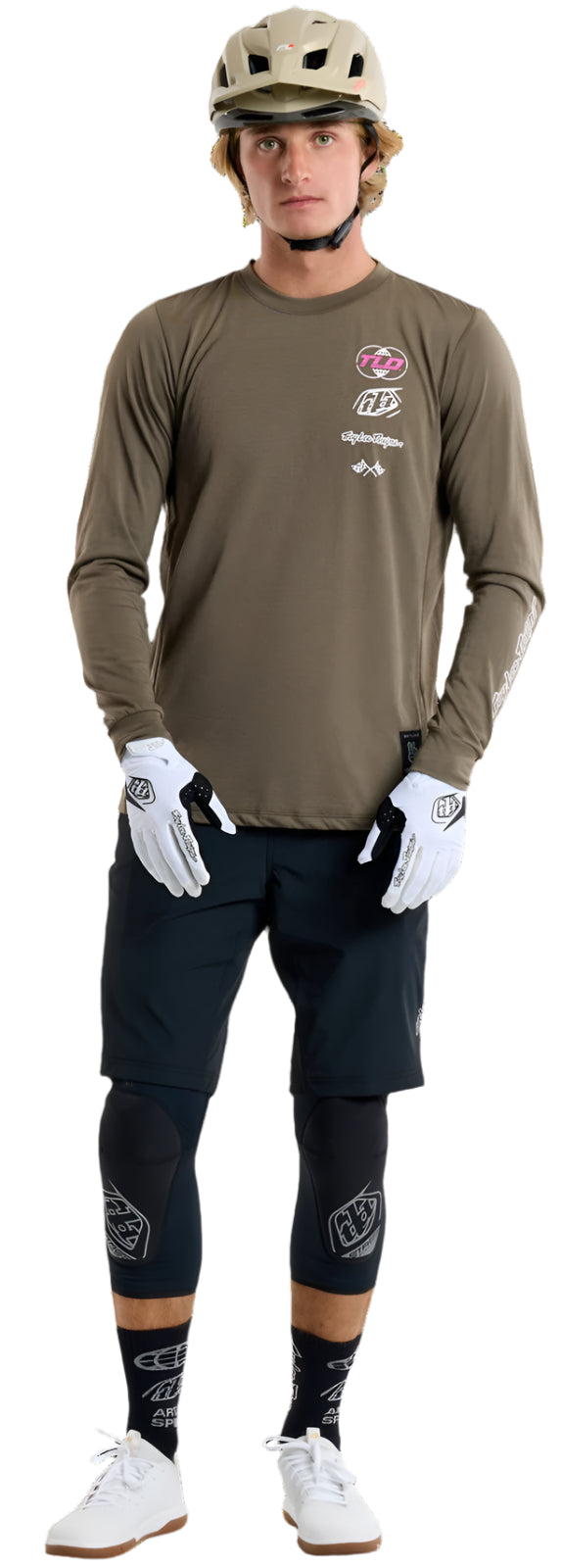 Troy Lee Designs SKYLINE TRAIL SHORT SHELL MONO BLACK FRONT FACING MODEL