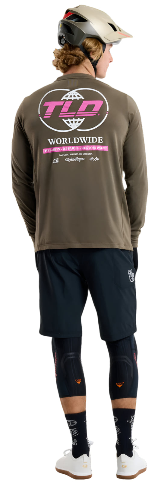 Troy Lee Designs SKYLINE LONG SLEEVE RIDE TEE WORLDWIDE CAPER BACK FACING MODEL