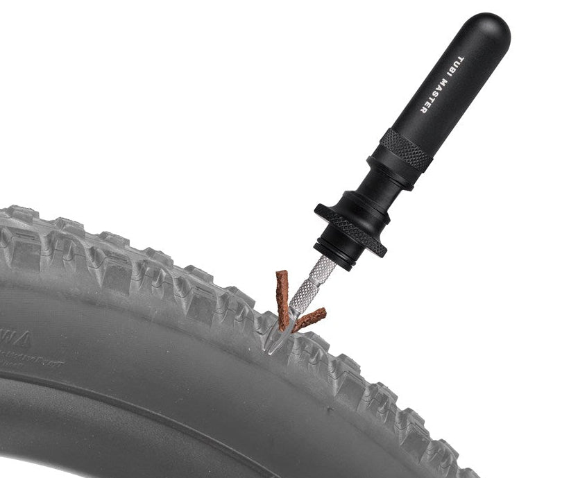 Topeak Tubi Master with 16g CO2 Cartridge (UN1013/2.2)