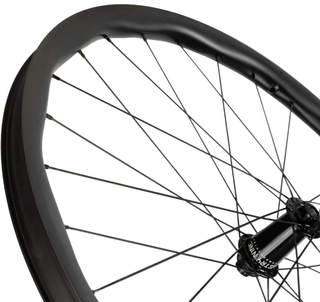 P1 Racetech M30 MTB Industry Nine - 6B - Boost Shimano Micro