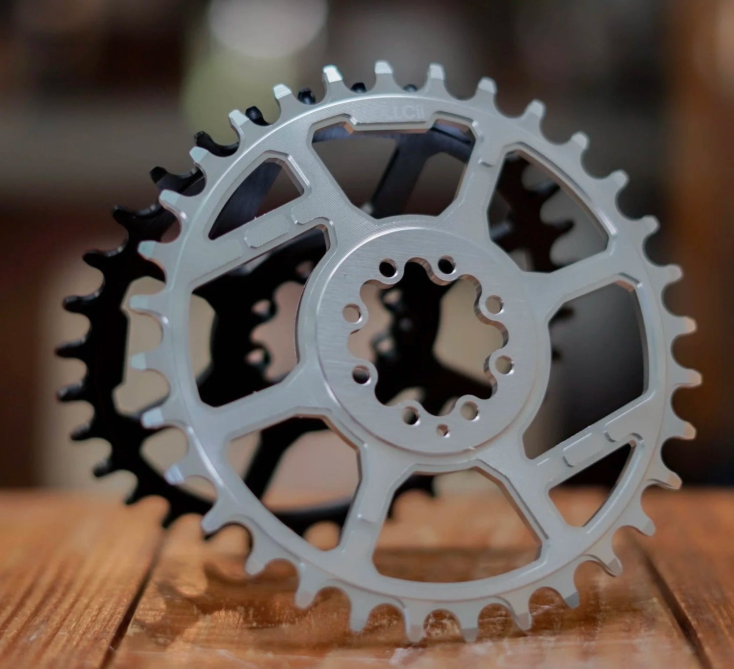 Veloci ROLLCii V.2 N/W 32T Chainring 8-Bolt SRAM 3mm Offset
