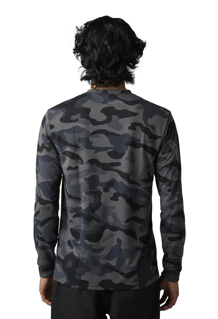Fox VZNS LS TECH TEE CAMO BlackCam BACK FACING MODEL