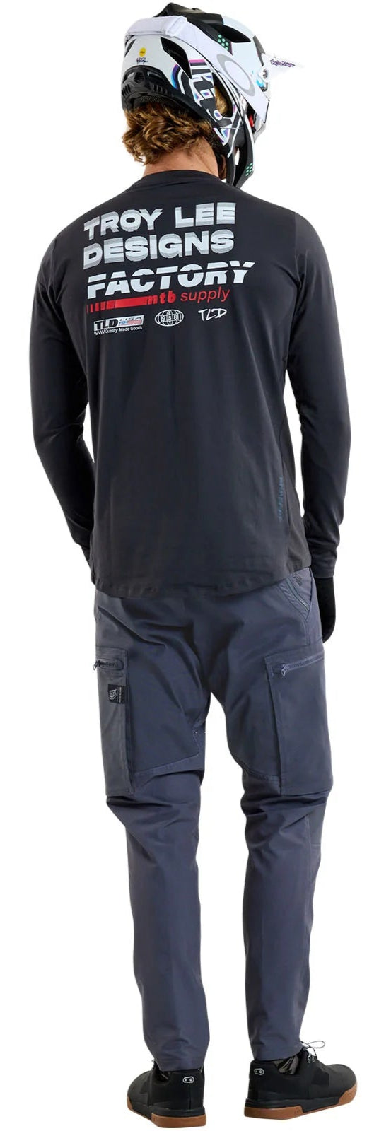 Troy Lee Designs RUCKUS LONG SLEEVE RIDE TEE FACTORY CARBON BCAK FACING MODEL