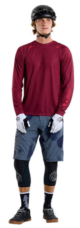 Troy Lee Designs SKYLINE AIR LS JERSEY MONO OXBLOOD FRONT FACING MODEL