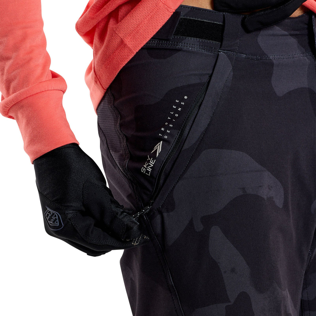 Troy Lee Designs SKYLINE SHORT W/LINER  SCRUBLAND CARBON SIDE POCKET