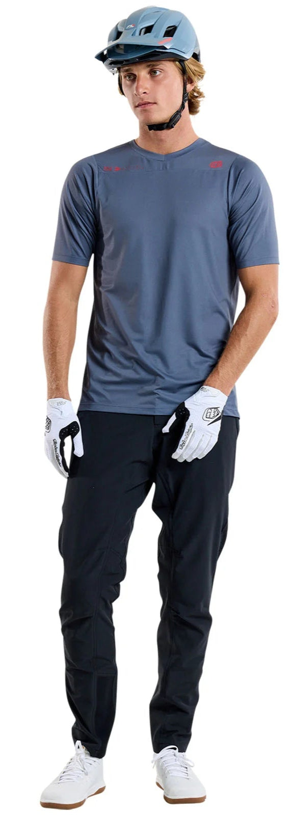 Troy Lee Designs SKYLINE SS JERSEY MONO STEEL BLUE FRONT FACING MODEL