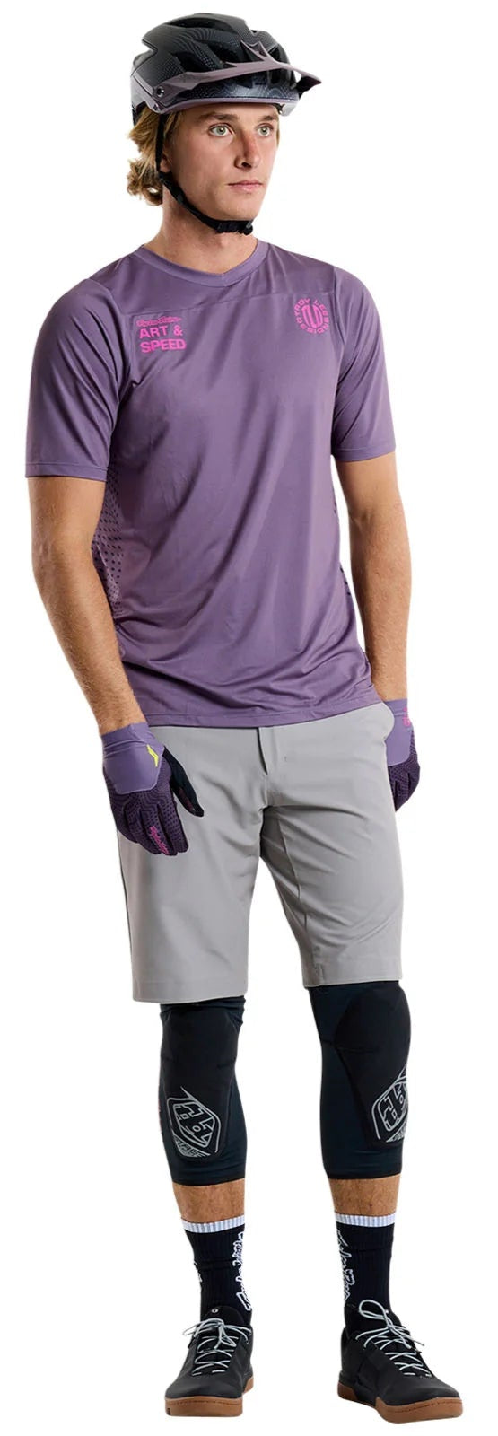 Troy Lee Designs SKYLINE SS JERSEY RADIOSCAPE DEEP PURP FRONT FACING MODEL