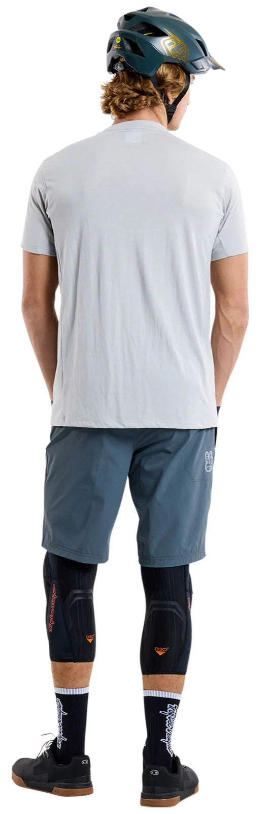 Troy Lee Designs SKYLINE SHORT SLEEVE RIDE TEE SIGNATURE MIST BACK FACING MODEL