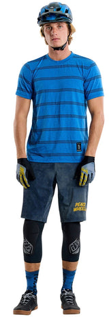 Troy Lee Designs SKYLINE SHORT SLEEVE RIDE TEE WASHED OUT COBALT FRONT FACING MODEL