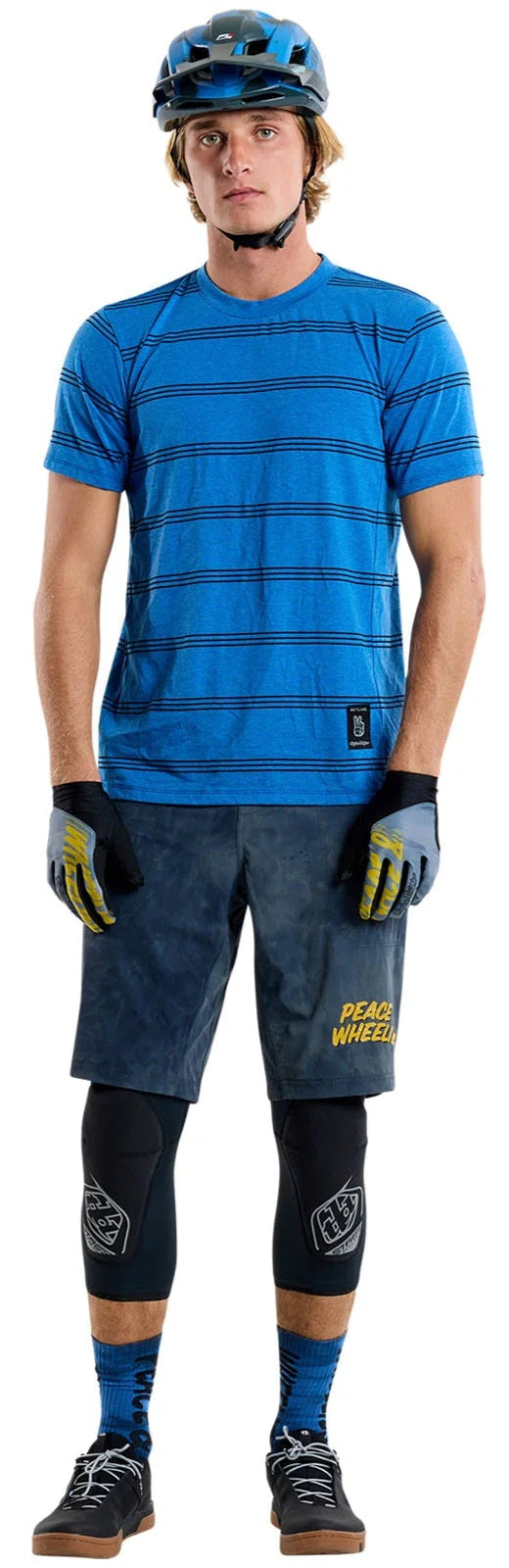 Troy Lee Designs SKYLINE TRAIL SHORT W/ LINER WASHED OUT DARK CLOUD FRONT FACING MODEL