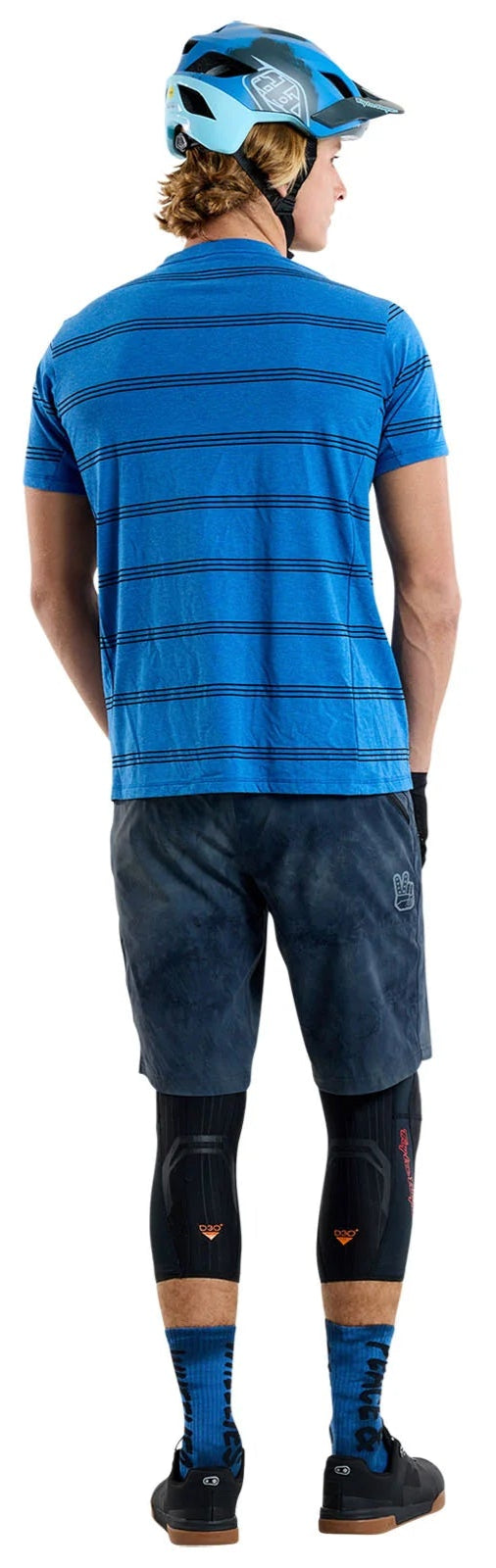 Troy Lee Designs SKYLINE TRAIL SHORT SHELL WASHED OUT DARK CLOUD BACK FACING MODEL