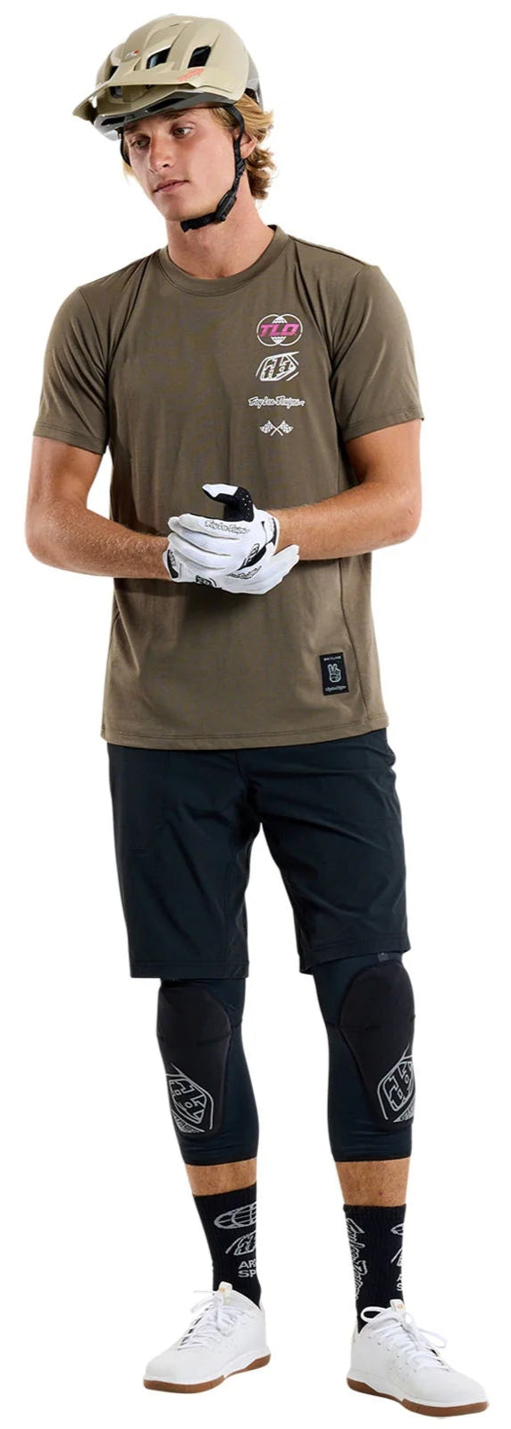 Troy Lee Designs SKYLINE SHORT SLEEVE RIDE TEE WORLDWIDE CAPER FRONT FACING MODEL