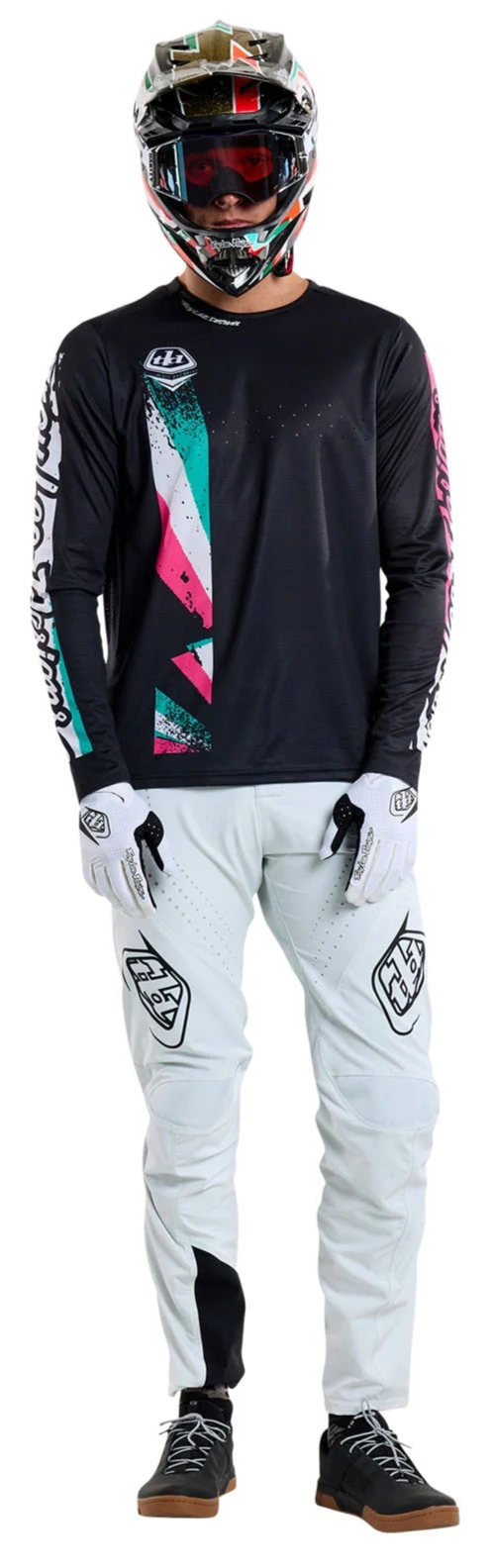 Troy Lee Designs SPRINT JERSEY FULL PULL BLACK FRONT FACING MODEL
