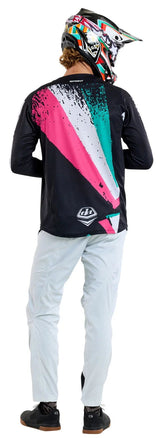 Troy Lee Designs SPRINT PANT MONO CHALK BACK FACING MODEL