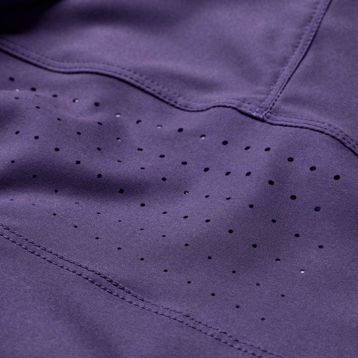 Troy Lee Designs WOMENS LILIUM SHORT SHELL DEEP PURPLE DETAIL
